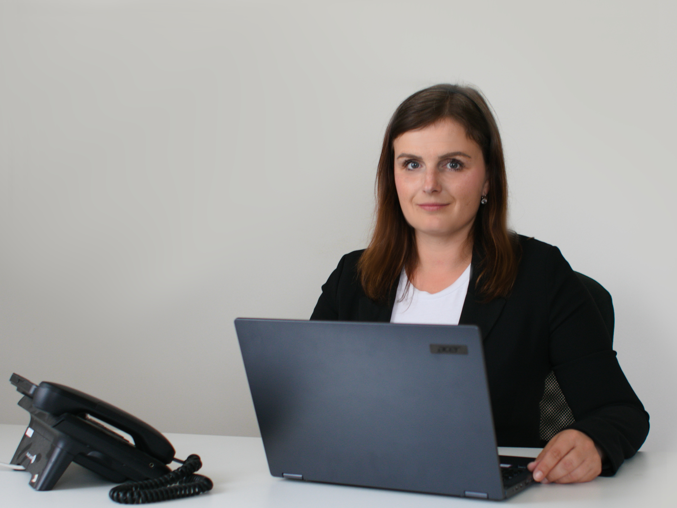 Tereza Karaivanovová v kanceláři
